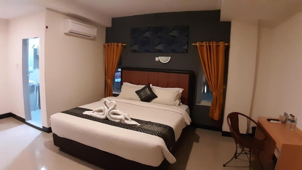 New Gentala Hotel Medan Exterior foto