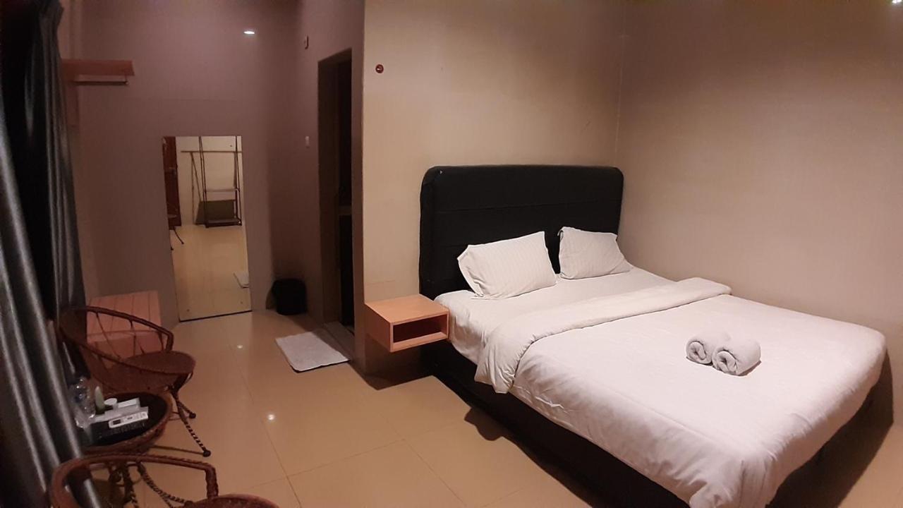 New Gentala Hotel Medan Exterior foto